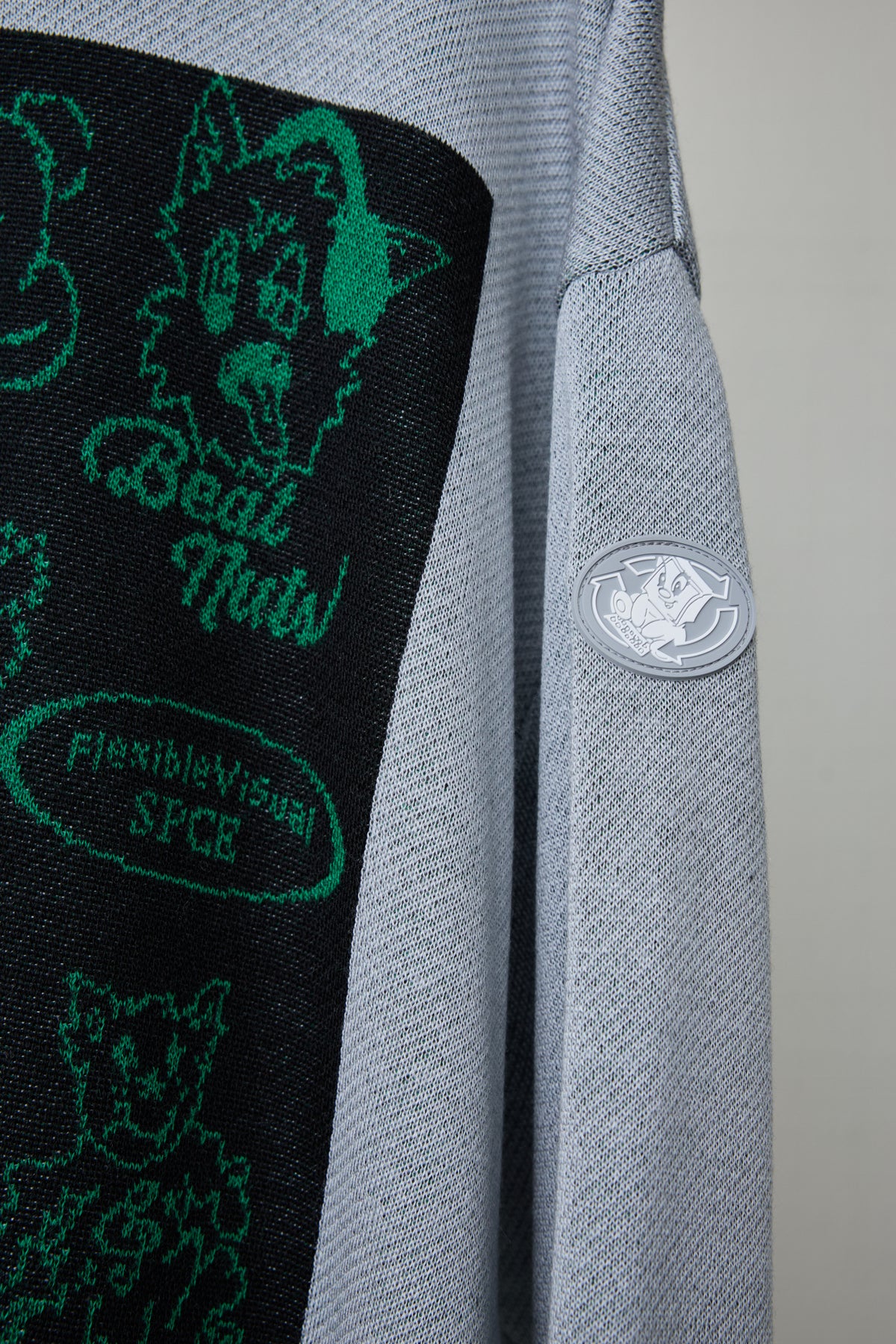 PRESENTS VARIOUS ARTISTS SWEATER_FVS×BS