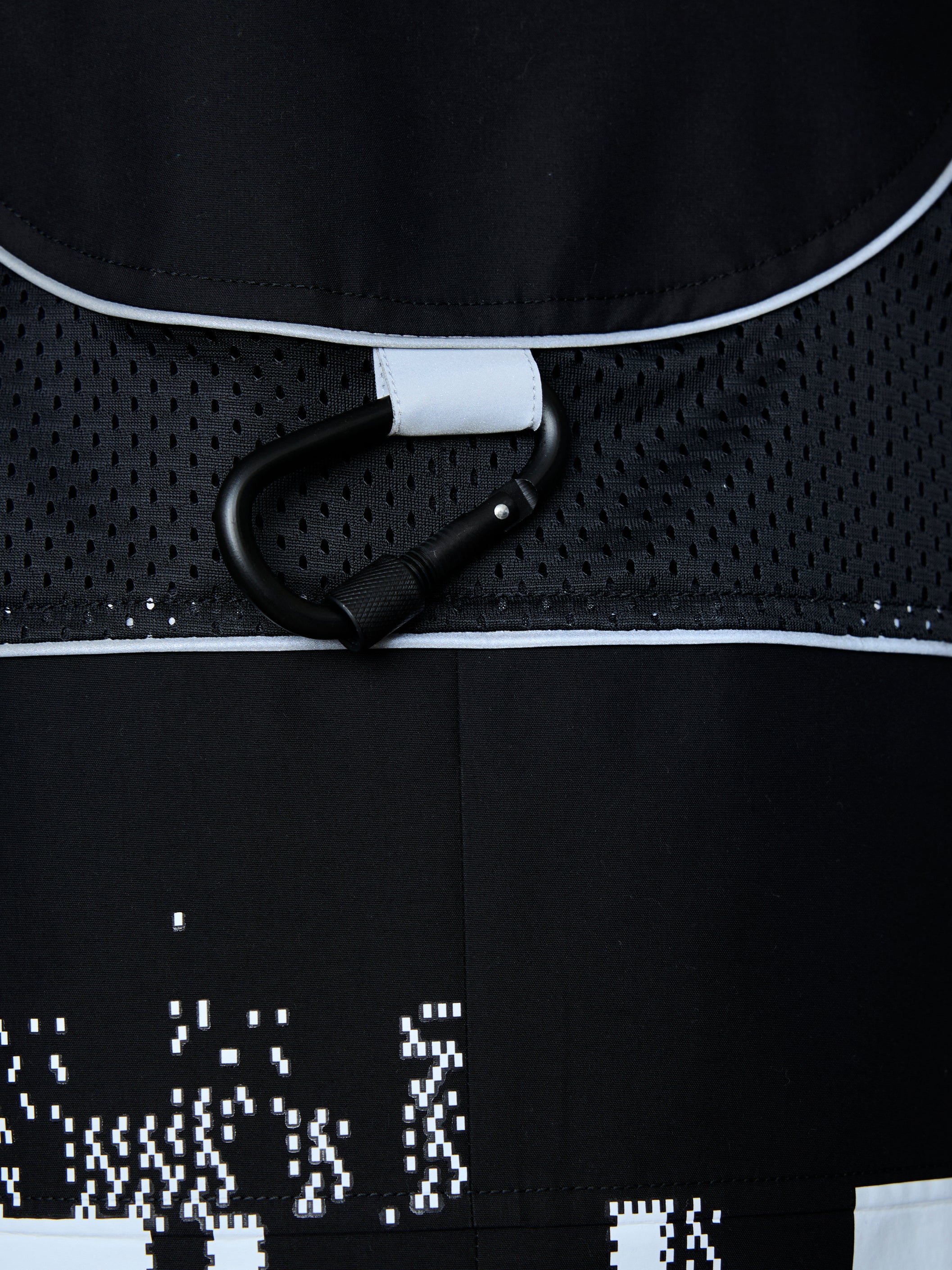 LESS DRAMA， MORE TECHNO.VEST_FVS×BS