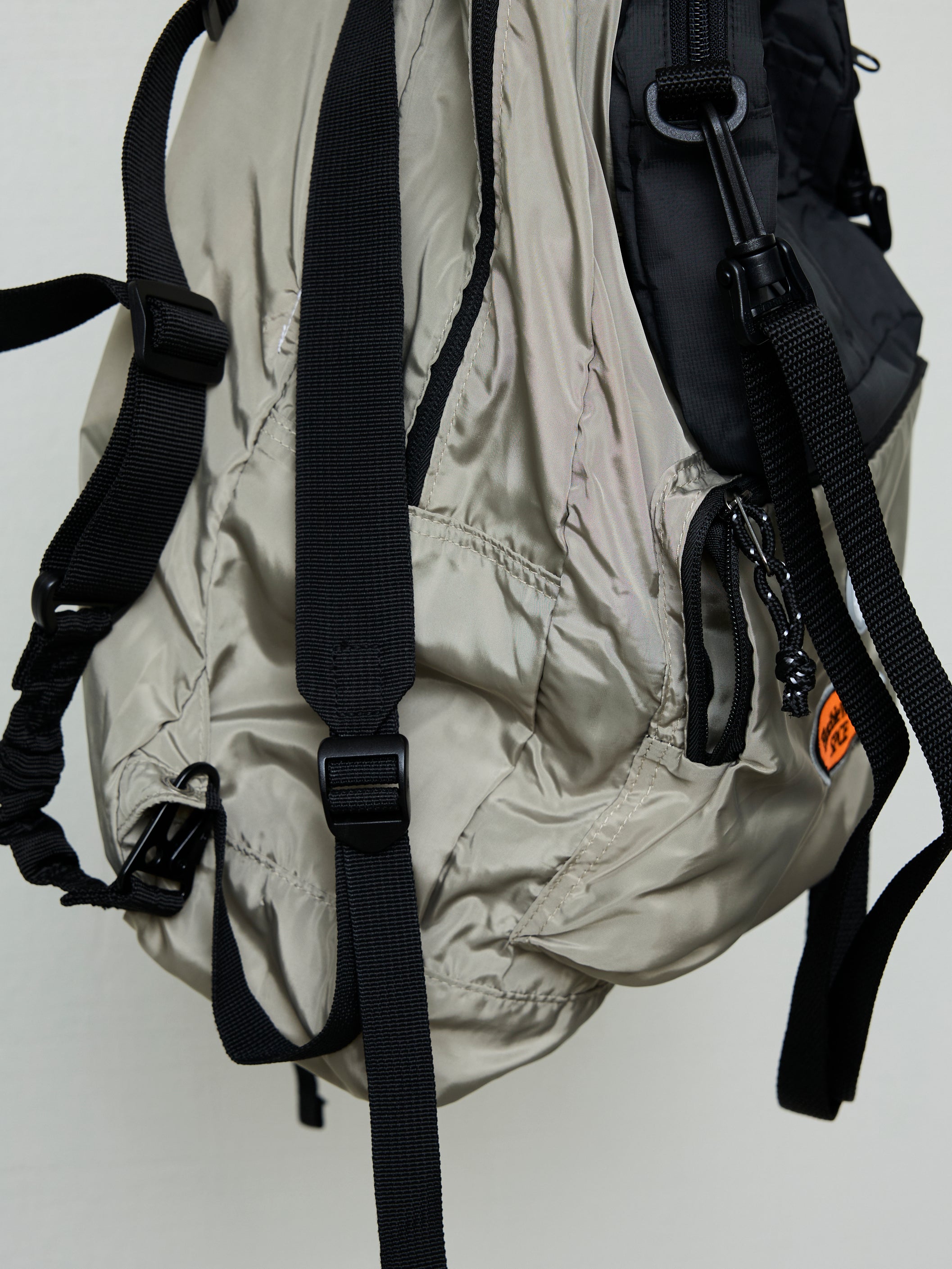 POUCH DOCKED EMBROIDERED SLING BAG