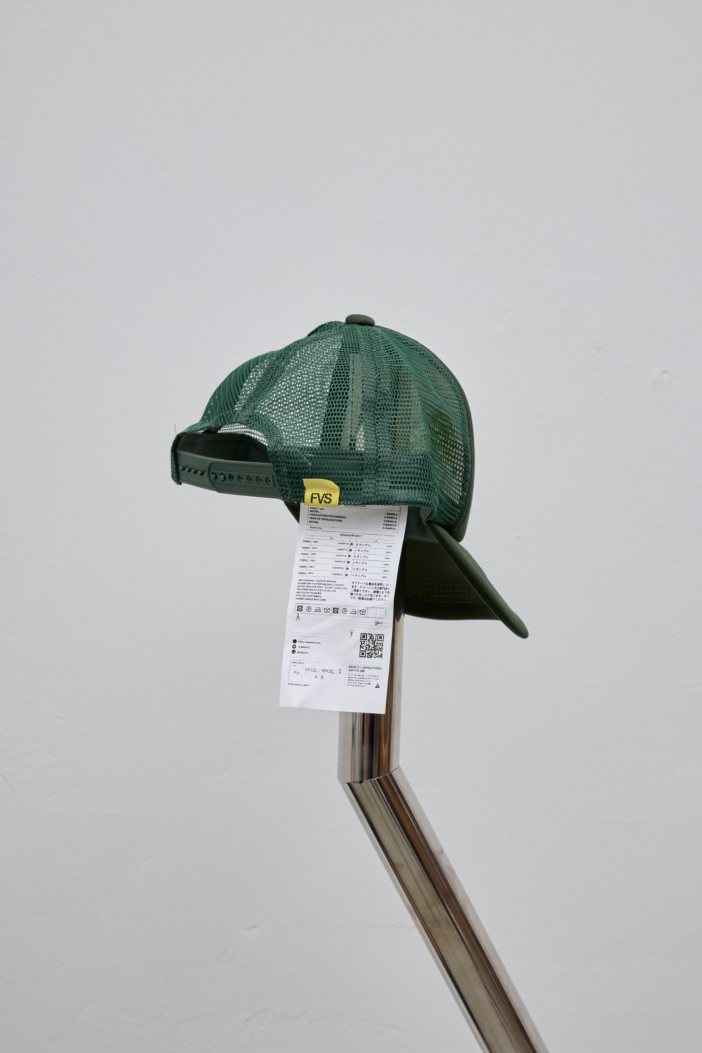 CHARACTER'S CAP BAD