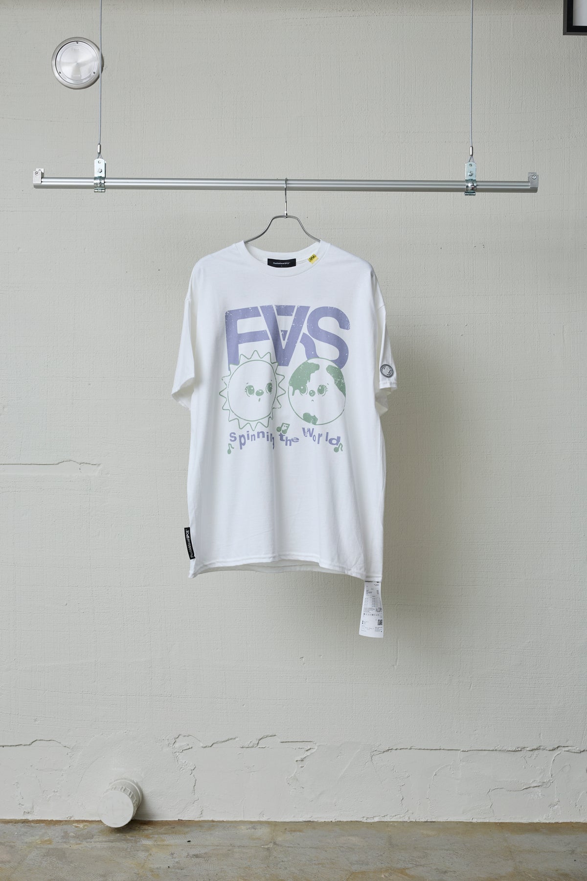 Spinning the world TEE