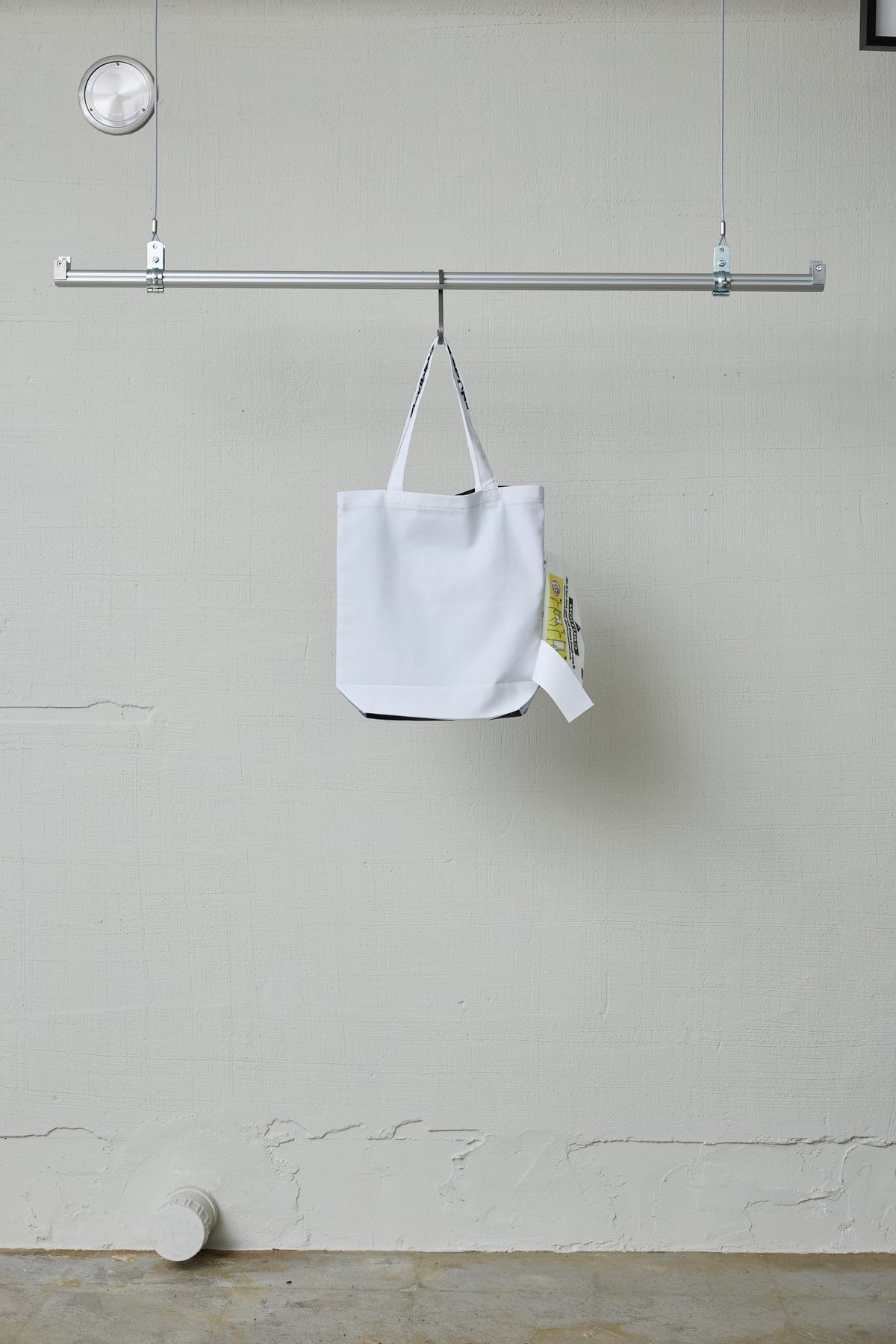 1800FLXSPCE TOTE BAG